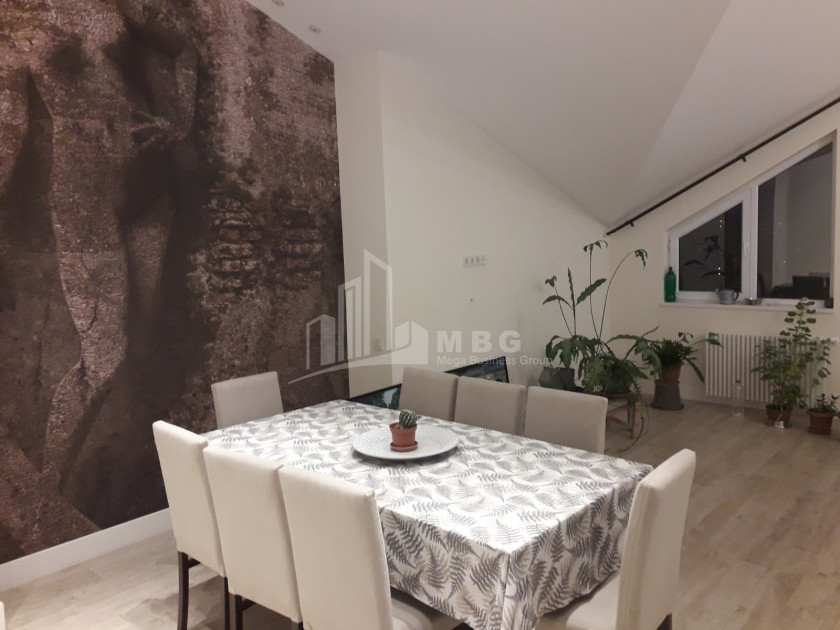 For Sale Flat On Street Al. Kutateladze, საბურთალო