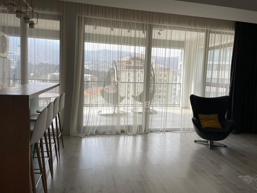 For Sale Flat On I. Chavchavadze Avenue, ვაკე