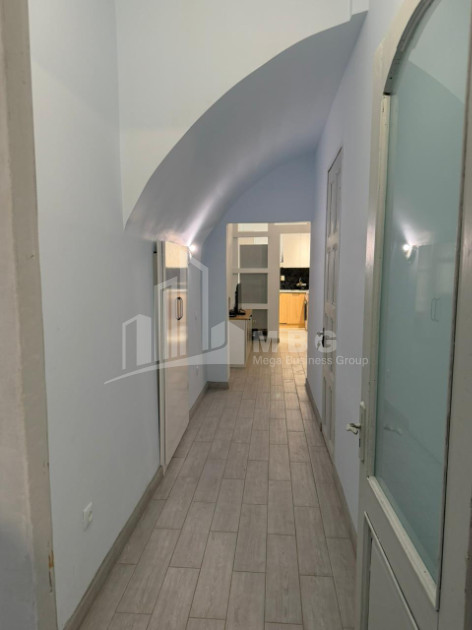 For Sale Old building Flat On A. Chikobava str, ჩუღურეთი