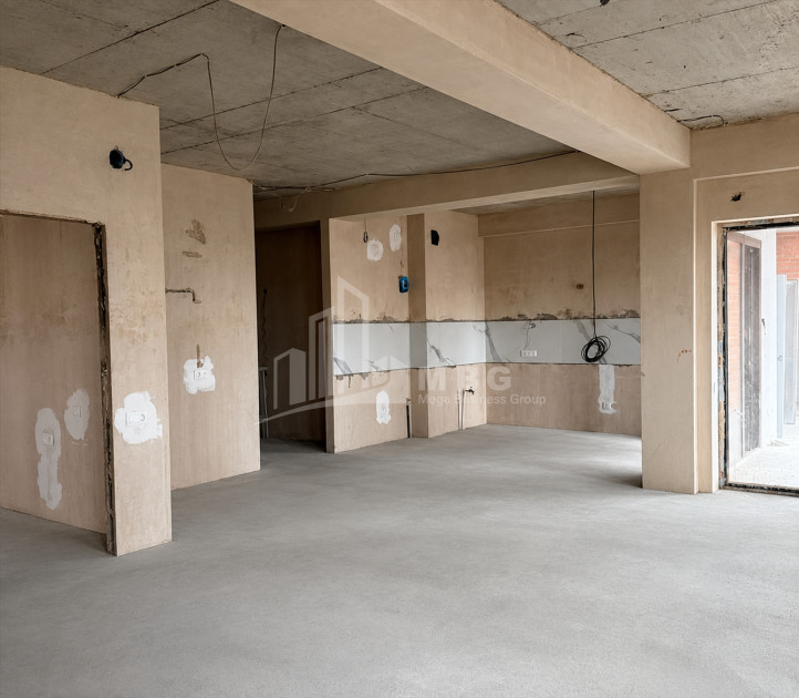For Sale Nonstandard Flat On Street A. Politkovskaya (Jikia), საბურთალო