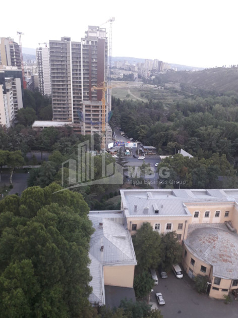 For Sale Flat On Street Al. Kutateladze, საბურთალო