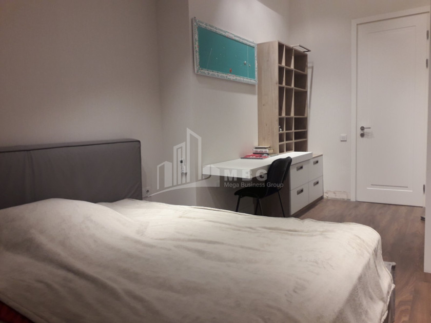 For Sale Flat On Street Al. Kutateladze, საბურთალო
