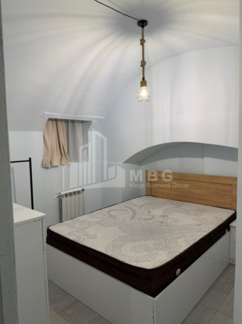 For Sale Old building Flat On A. Chikobava str, ჩუღურეთი