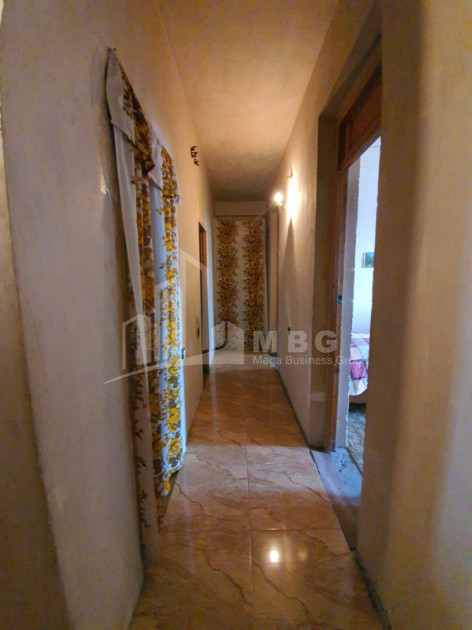 For Sale Old building Flat On M. Burdzgla Street, საბურთალო
