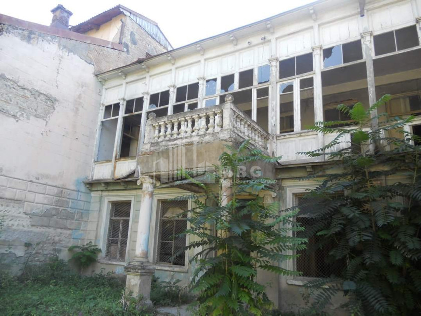 Продается Замок - Дворец Коммерческий В Каспси