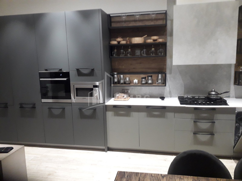 For Sale Flat On Street Al. Kutateladze, საბურთალო