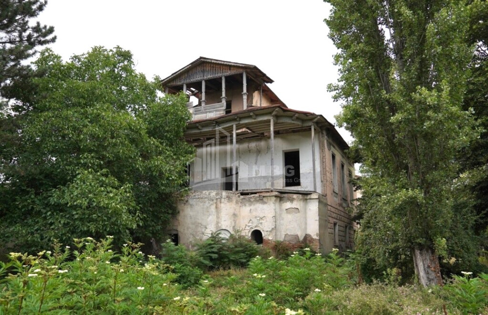 Продается Замок - Дворец Коммерческий В Каспси