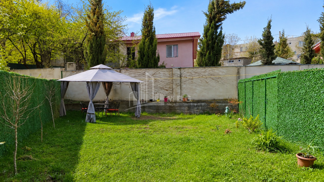 For Sale Old building House - Villa In Tskneti, Vake District