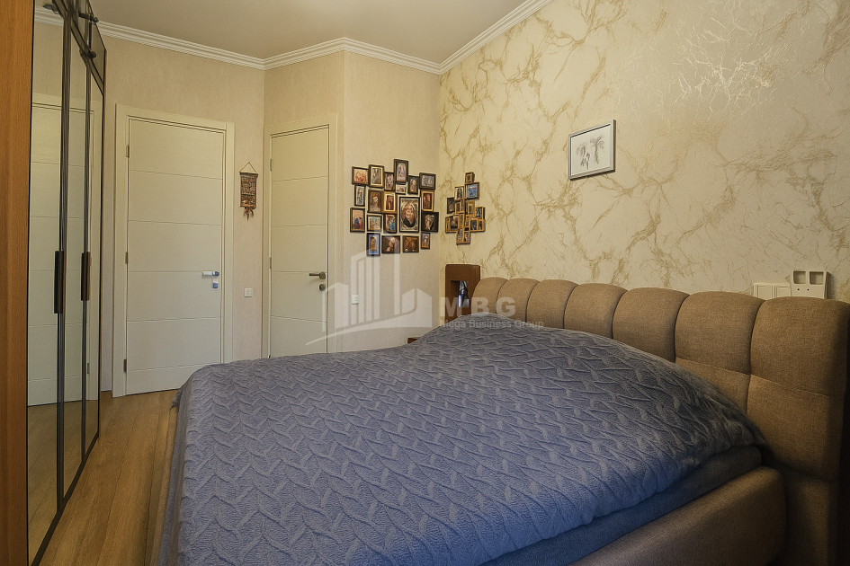 For Sale Flat On M. Burdzgla Street, საბურთალო