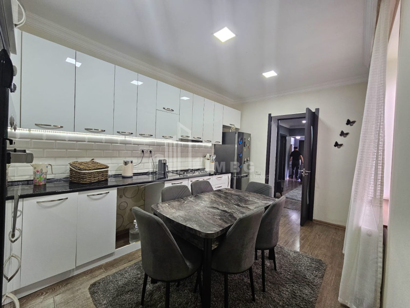 Продается Дом - Вилла В Квибиси, Боржоми