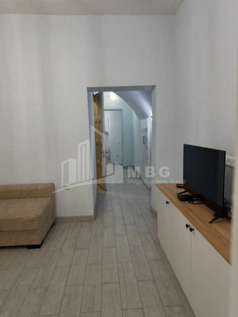 For Sale Old building Flat On A. Chikobava str, ჩუღურეთი