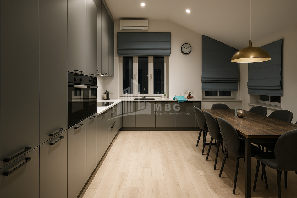 For Sale Flat On Street Al. Kutateladze, საბურთალო