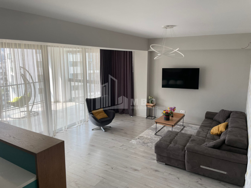 For Sale Flat On I. Chavchavadze Avenue, ვაკე