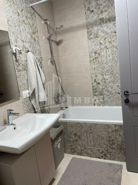 For Sale Flat On I. Chavchavadze Avenue, ვაკე