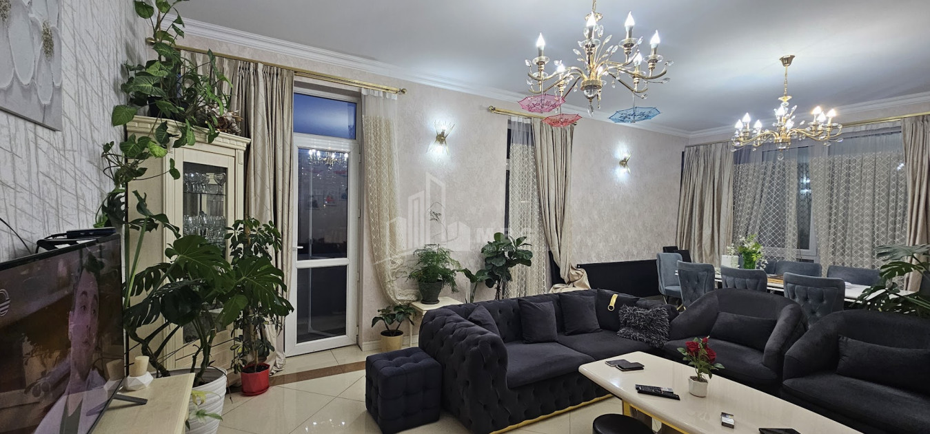 For Sale Flat On M. Burdzgla Street, საბურთალო