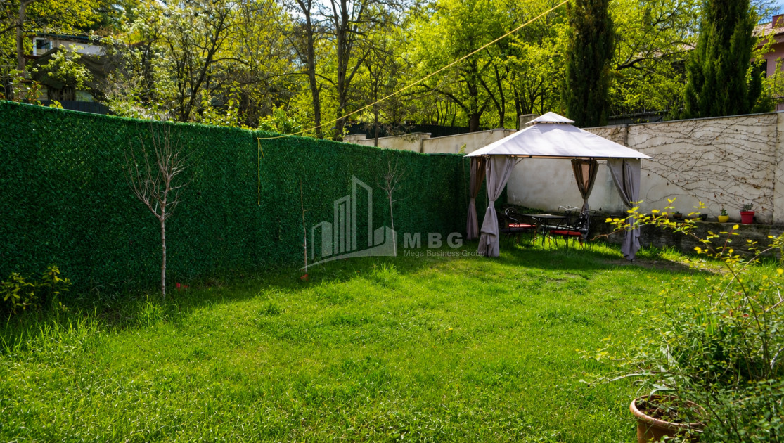 For Sale Old building House - Villa In Tskneti, Vake District