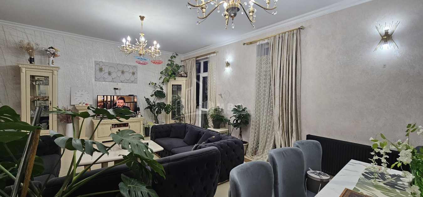 For Sale Flat On M. Burdzgla Street, საბურთალო