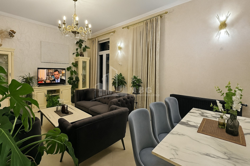 For Sale Flat On M. Burdzgla Street, საბურთალო
