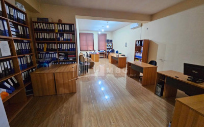 Продается Для офис Коммерческий На улице Ш. Гамбашидзе, ფიქრის გორა