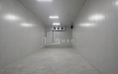 Продается Холодильно-морозильная камера Коммерческий В Руиси, Карели