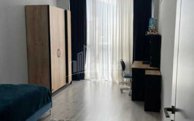 For Sale Flat On I. Chavchavadze Avenue, ვაკე