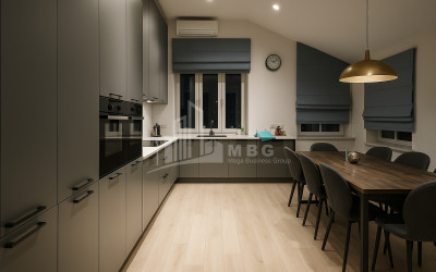 For Sale Flat On Street Al. Kutateladze, საბურთალო
