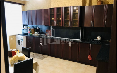 For Sale Flat On Street of Berbuk, საბურთალო