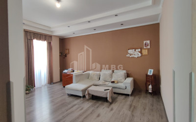 For Sale New building Flat On Street A. Politkovskaya (Jikia), საბურთალო
