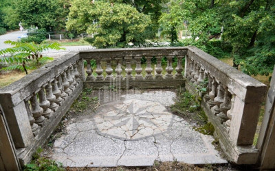 Продается Замок - Дворец Коммерческий В Каспси