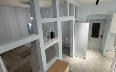 For Sale Old building Flat On A. Chikobava str, ჩუღურეთი