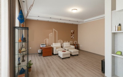 For Sale New building Flat On Street A. Politkovskaya (Jikia), საბურთალო