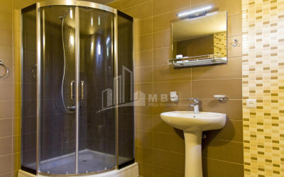 Продается Отель - Курорт Коммерческий В Бечо, Местия