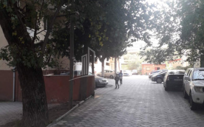 For Sale Flat On Street Al. Kutateladze, საბურთალო