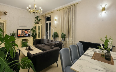 For Sale Flat On M. Burdzgla Street, საბურთალო